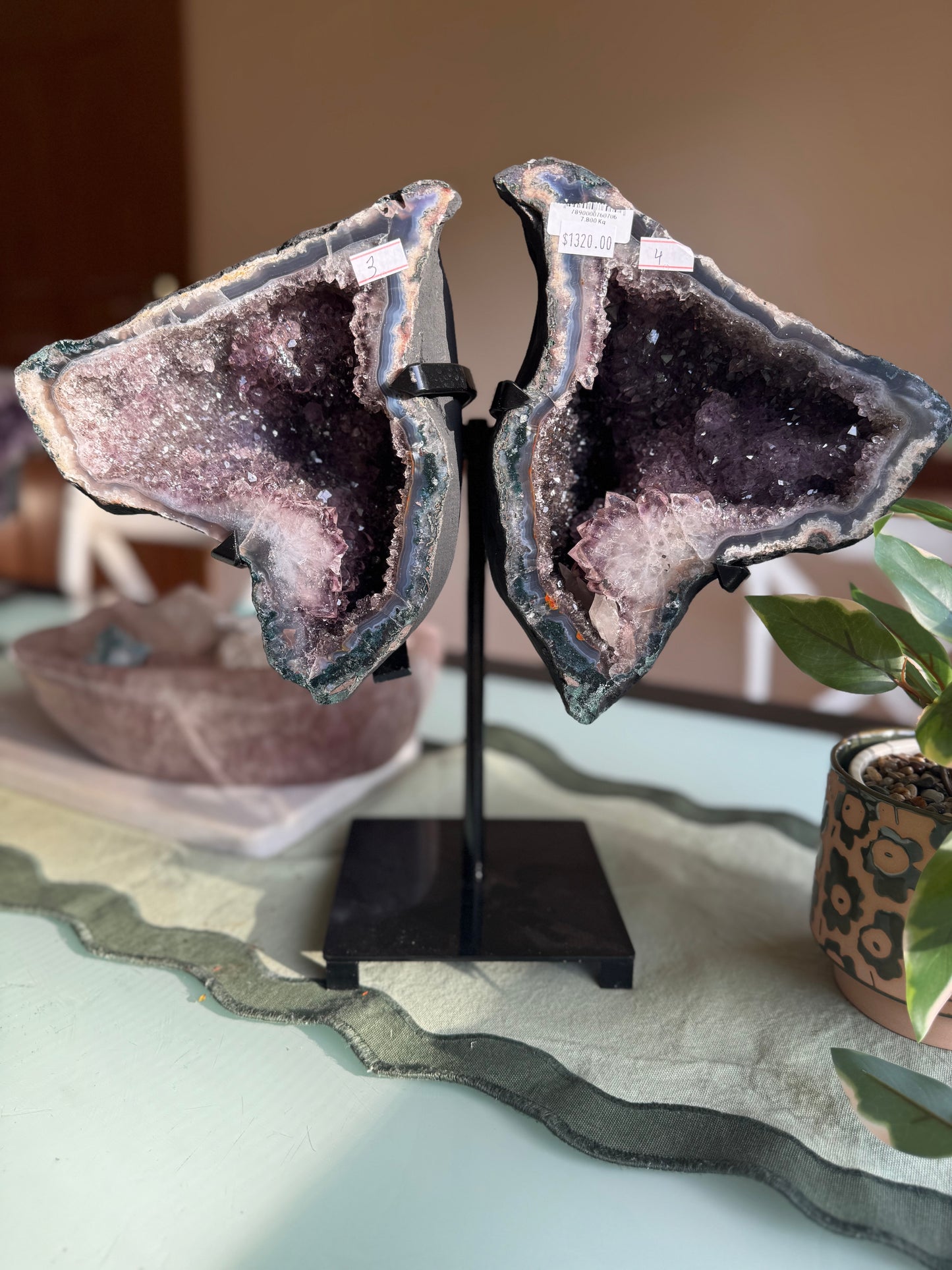 Amethyst Geode Wings